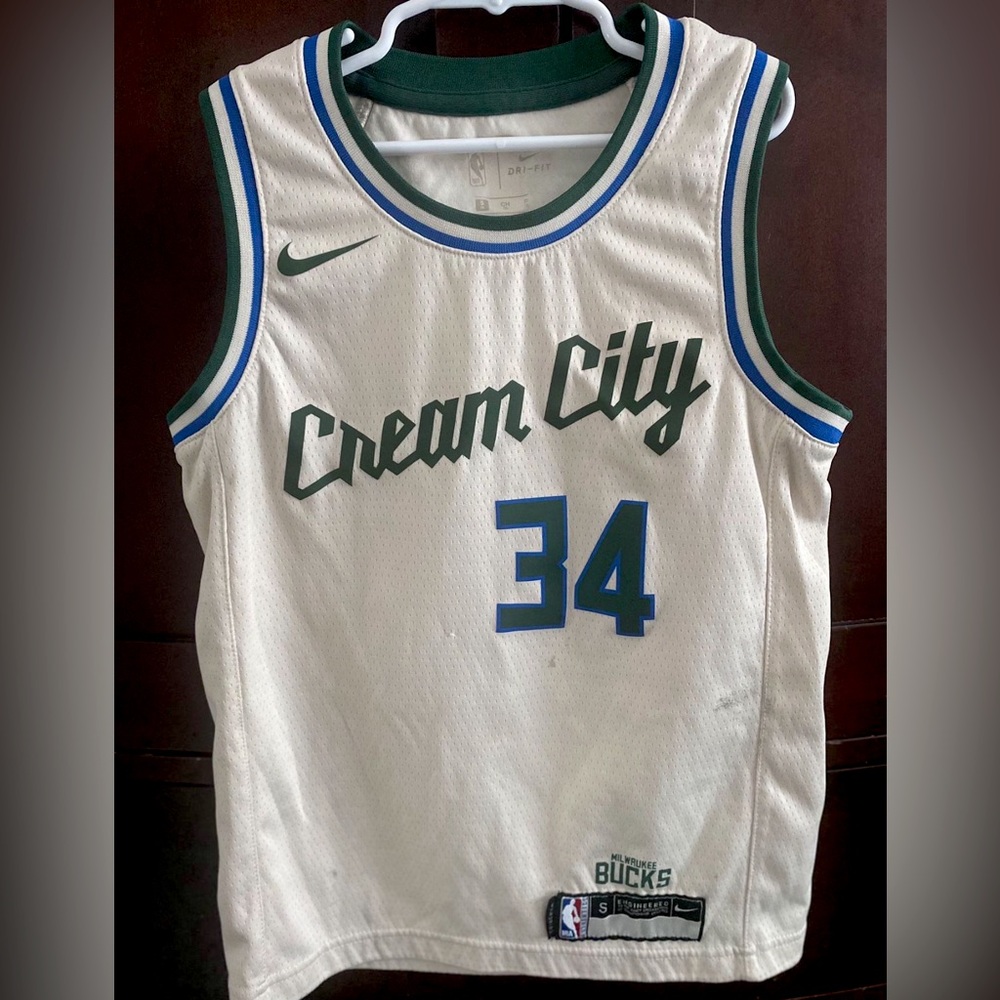 Youth S Milwaukee Bucks Cream City Jersey
- Giannis Antetokounmpo